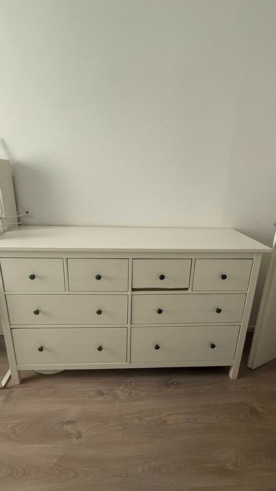 Set Mobilier Cameră IKEA HEMNES & MICKE Alb (Divan extensibil + Comodă + Birou)