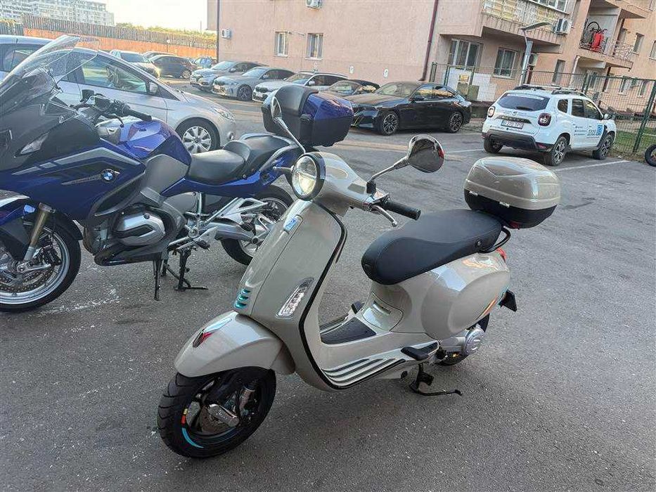 Vand scuter Vespa Primavera
