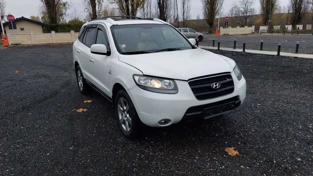 Vand Hyundai Santa Fe Full cu trapa