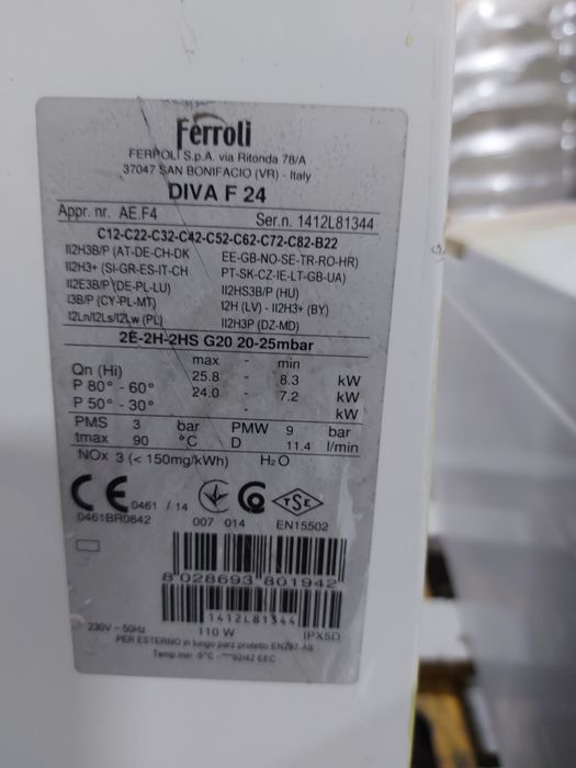 Vând doua centrale,Vaillant și un Ferroli,complete