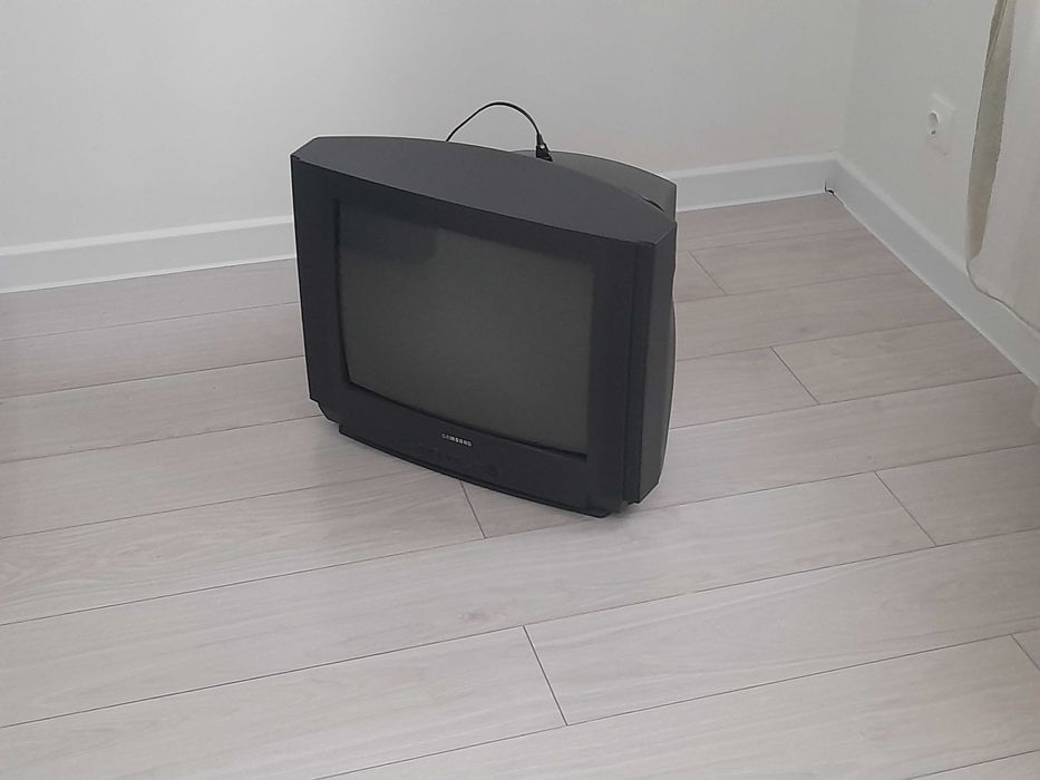 Продается телевизор «SAMSUNG» , в рабочем состоянии, б/у.