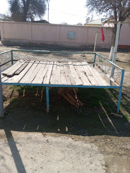 Krovat ( Tapchan ) sotiladi!