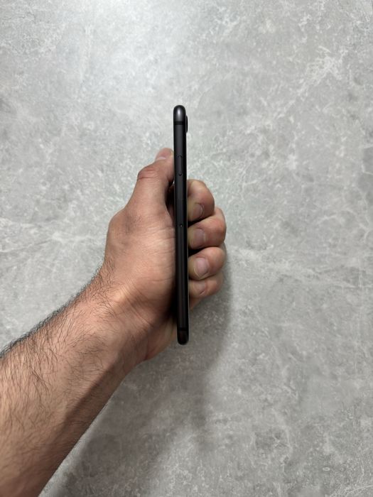 iPhone 8 64GB Space Black