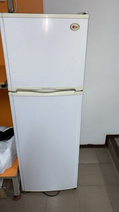 Холодильник продам