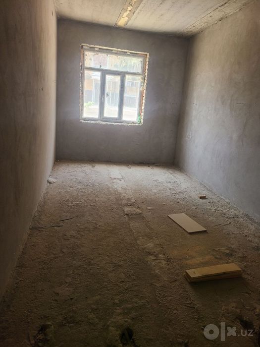 Чустда 3 хонали 81 м² квартира сотилади | 1-қават | Jahon Market орқас