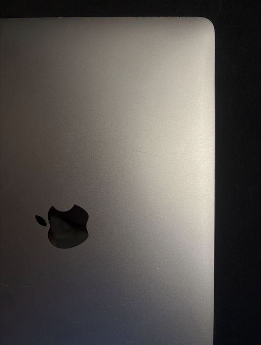 MacBook Pro 2022 13” / 2022 / 512GB