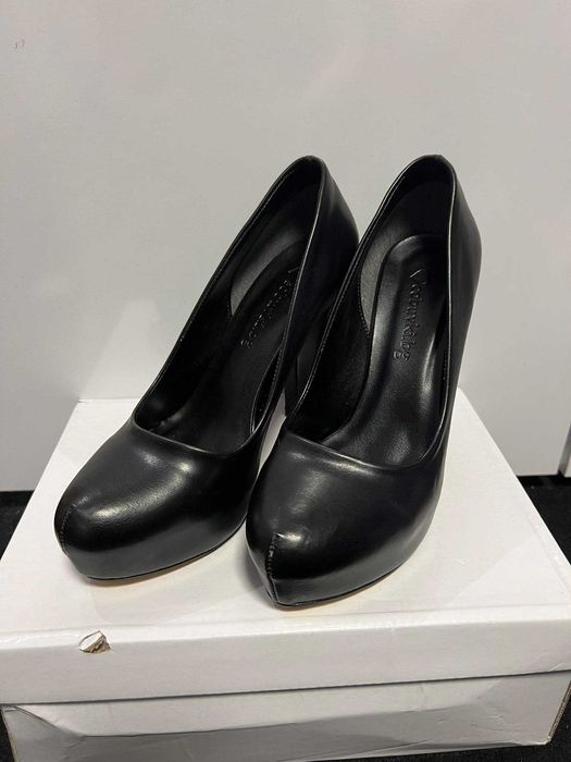 Обувки от еко кожа