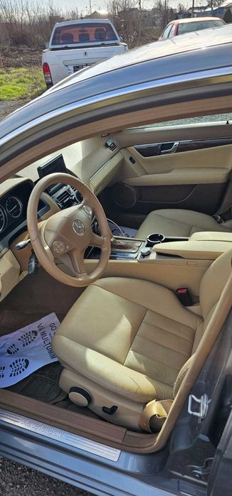Mercedees-Benz C 220 CDI (w204)