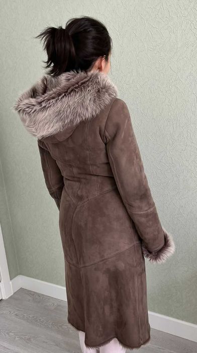 Продам дубленку из меха тоскана