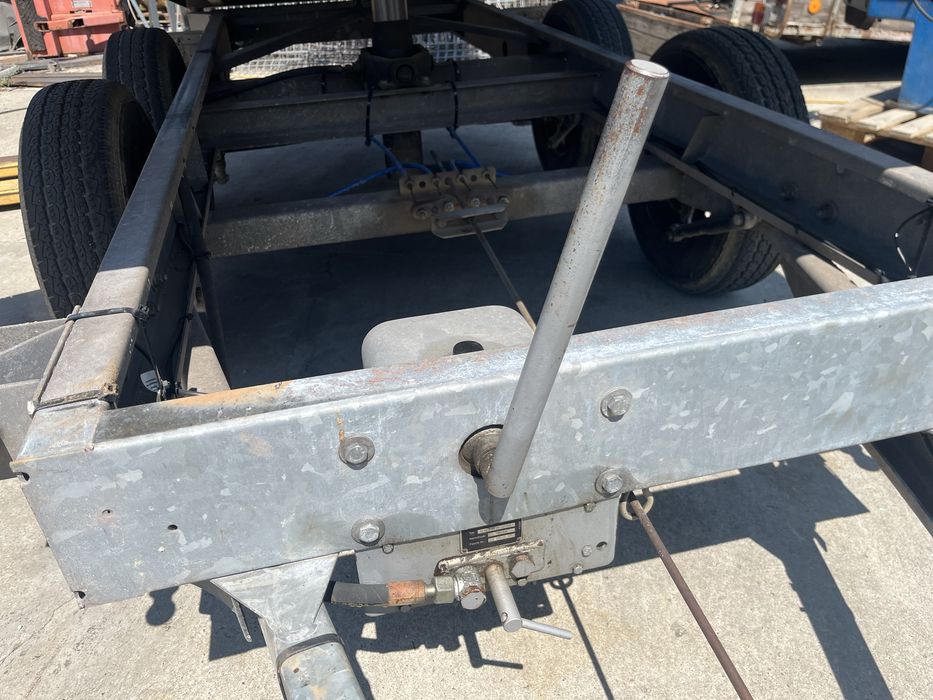 Vand Remorca Basculabila de 2700 kg Cu prelata