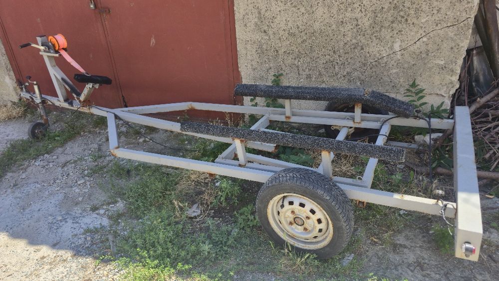 Peridoc / căruț skijet confecționat, neinmatriculat