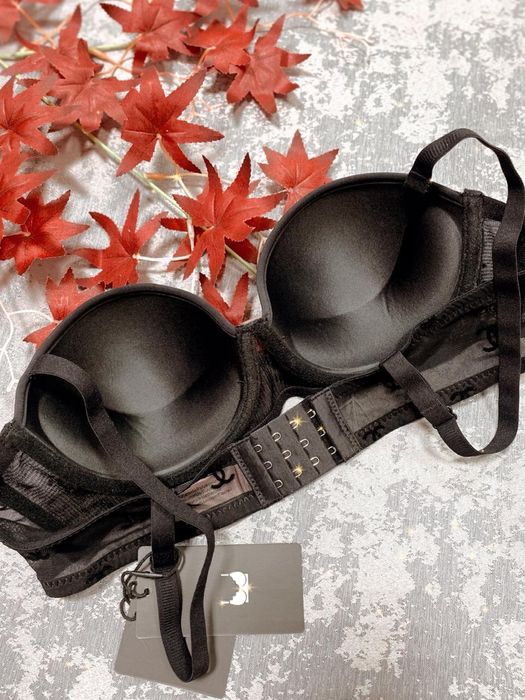 Новые бюстгальтеры пуш-ап