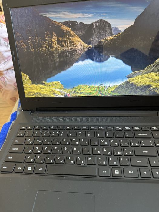Продаю Lenovo 15,6″ | Core i3 | SSD 512 ГБ | Отличное состояние