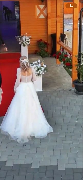 Rochie Mireasa Luce sposa ,marime 36-38 cu voal si crinolina .