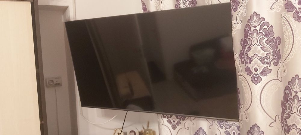 Samsung QLed 108cm  4k  uhd