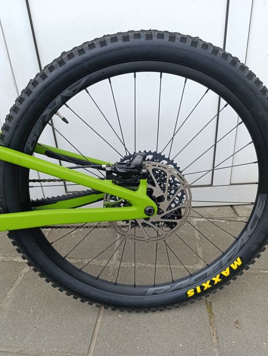 Santa Cruz Nomad 27.5"
