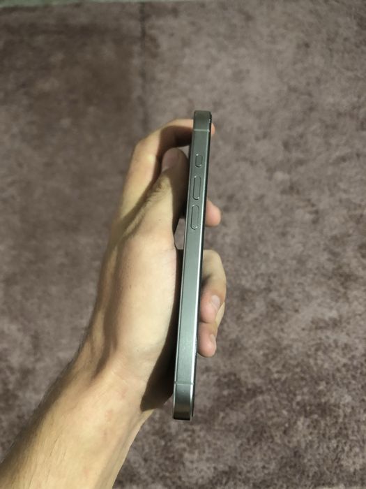 iPhone 15 pro 128