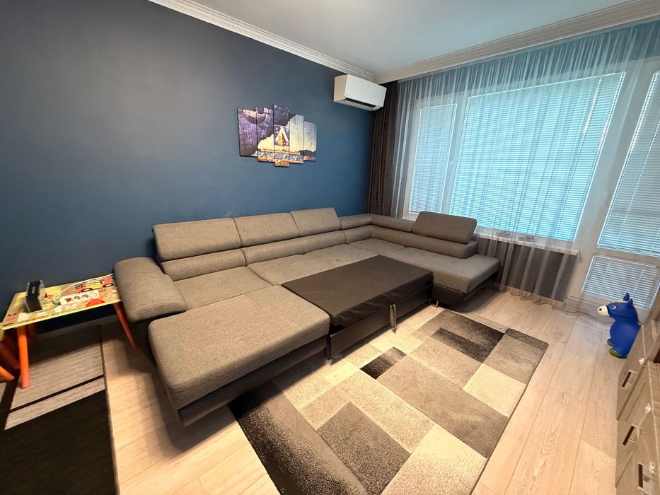 Диван за хол с функция сън