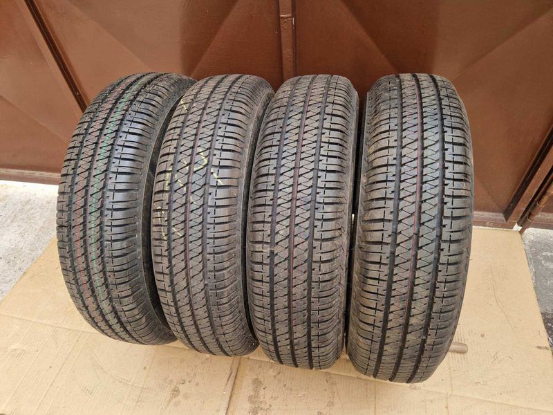 4 Bridgestone R15 195/80
нови летни гуми
DOT0720