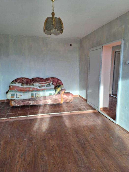 Продава се Къща в Кюстендил, Бузлуджа - 90 кв.м за 391 €/кв.м - Снимка #1