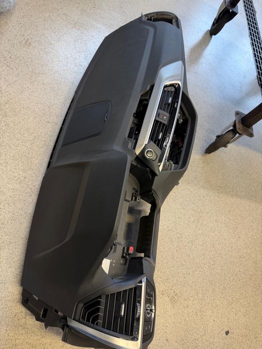 Plansa bord bmw x3 g01