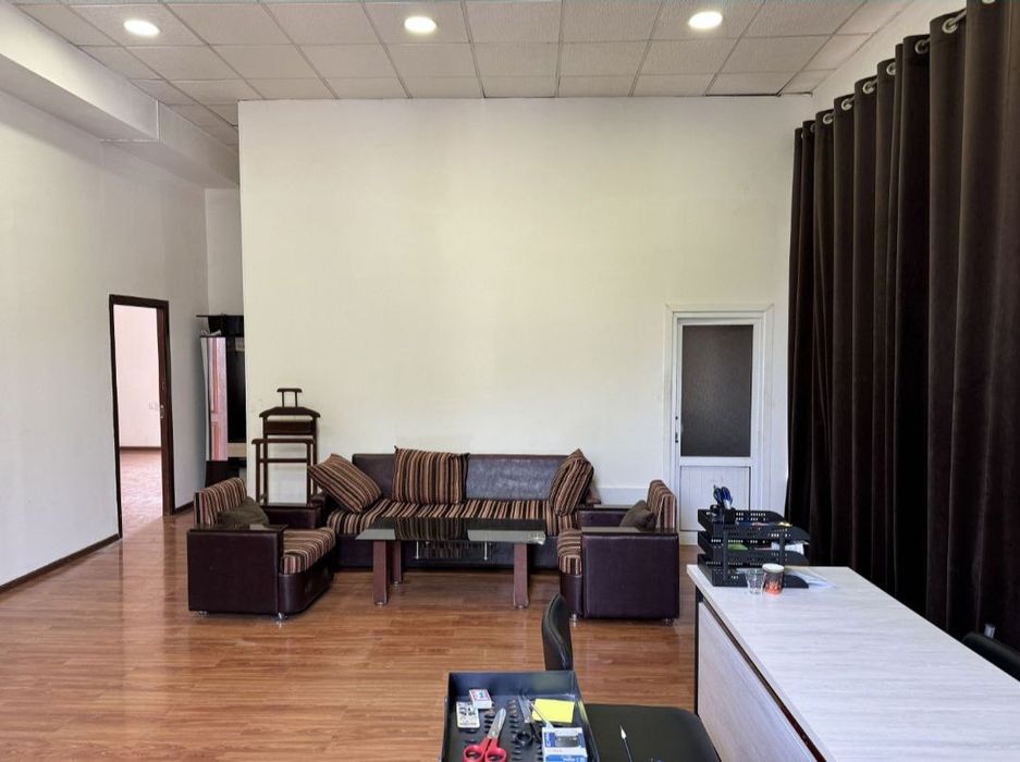 Учтепинский район.РОВД УчтепаСдаётся офис 50м2.С МЕБЕЛЬЮ доступ 24/7