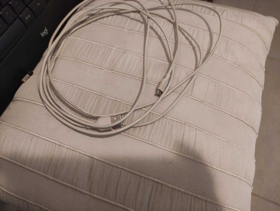 Клавиатура Logitech K800 безжична wireless keyboard + USB кабел 3m