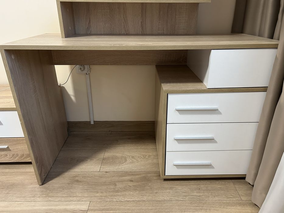 Тоалетка , дъб сонома + бял гланц