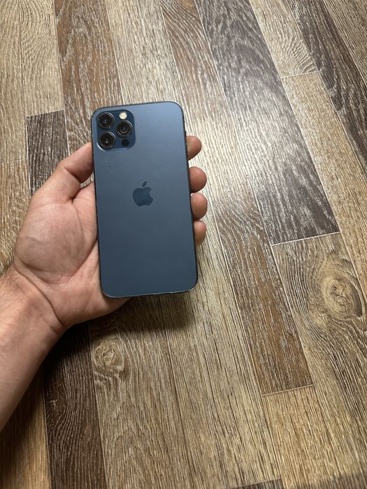 Продам телефон Айфон 12 Pro 128Gb