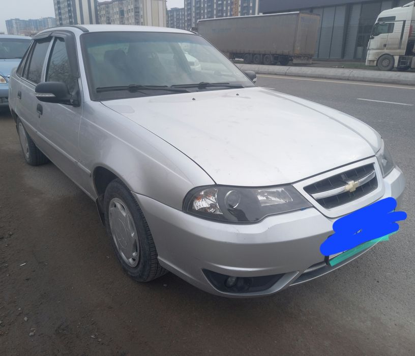 Nex 2 2015 seriy rodnoy xamma joyiyi kraska umuman yòq konditsaner