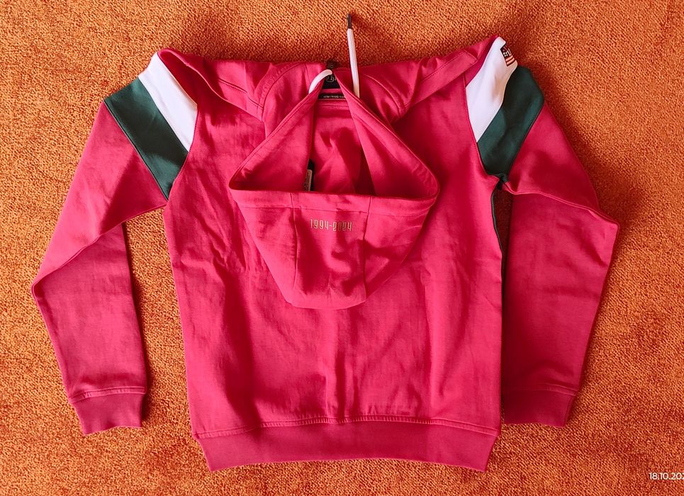 *НОВО* XS/S Дамски екип/анцунг на Стоичков-50€
