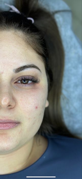 Поставяне и удължаване на мигли 39 лв