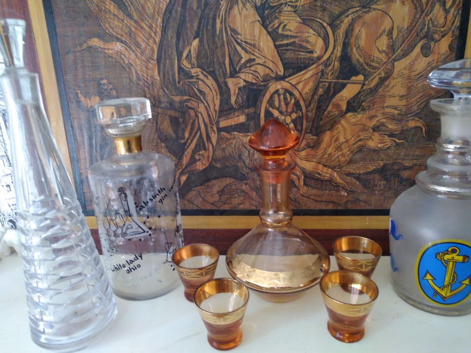 Продам графины чешского роизводства