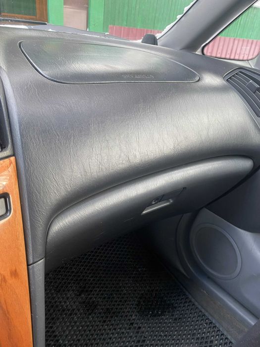 Продам LEXUS RX300