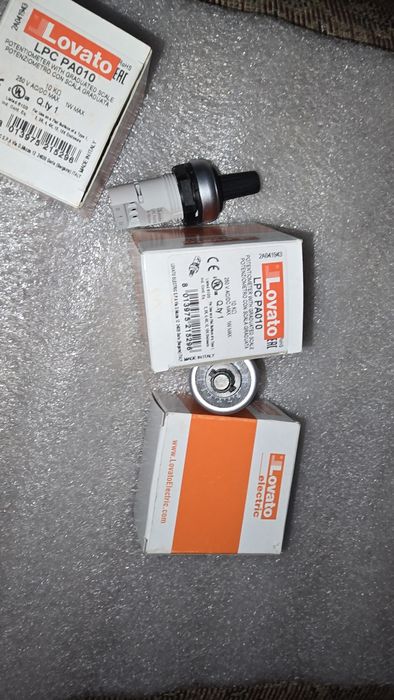 моноблочный потенциометр Lovato Electric LPCPA010 P