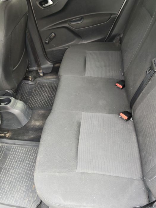 Peugeot 301 an 2013.08 .Consum 4.6/100 Preț fixx