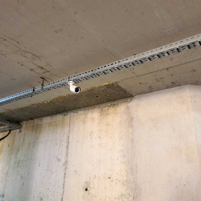 Дава се под наем Гараж / Паркомясто в Русе, Дружба 1 - 16 кв.м за 35.7 € - Снимка #2