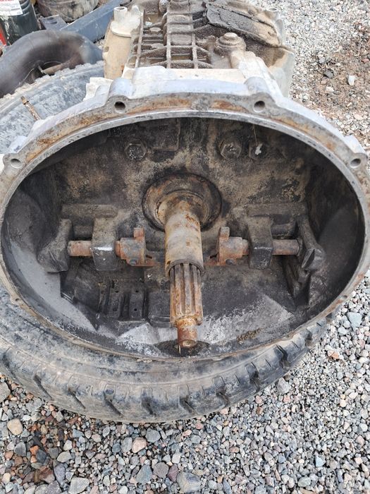 Коробка на Форд грузовой