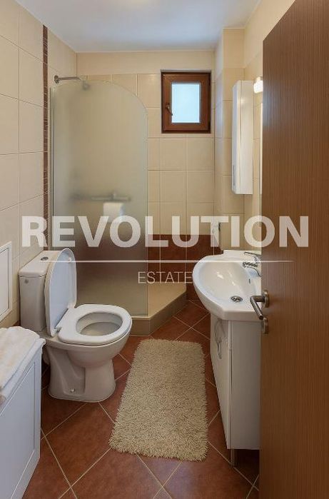 Дава се под наем Двустаен апартамент в Варна, Бриз - 67 кв.м за 500 € - Снимка #4