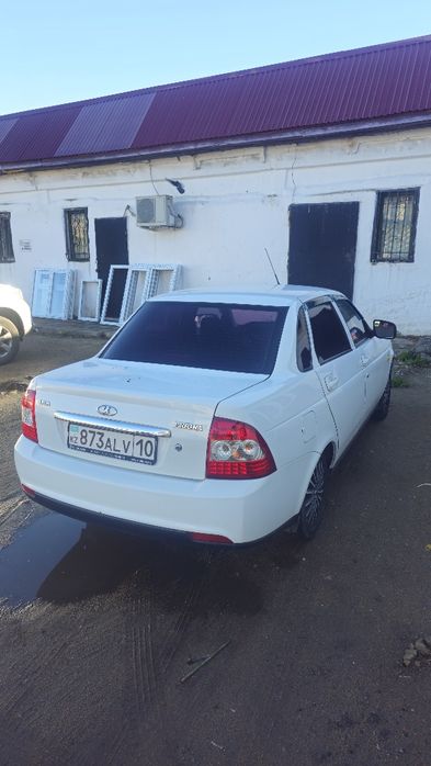 Продам 2ую приору 2014,1 хоз