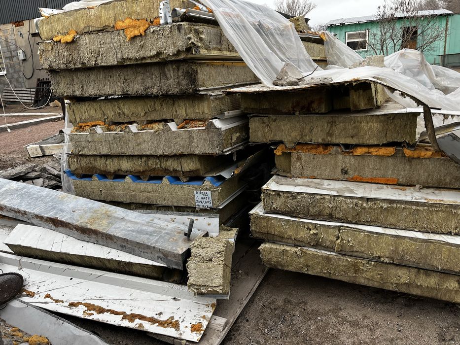 Продам сенгвич панели