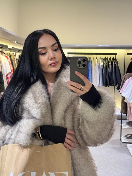 Продам эко-шубку в отличном состоянии!