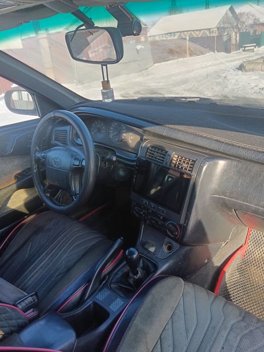 Тойота Карина е 92