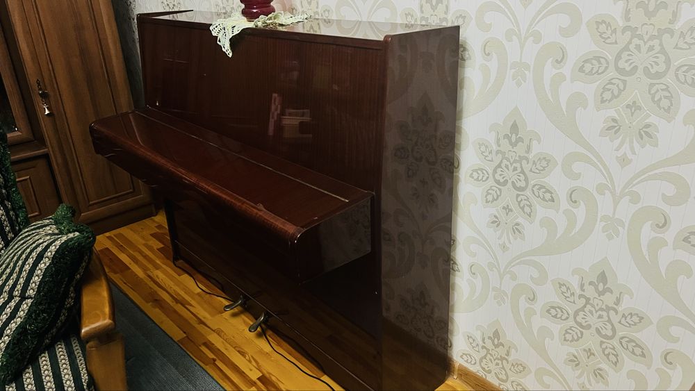 Продается пианино Scholze оригинал, в отличном состоянии