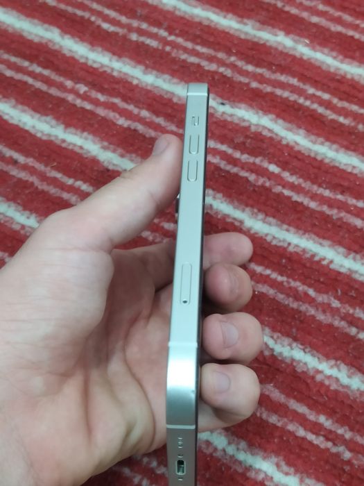 Продам iPhone 14 128гб отличном состоянии