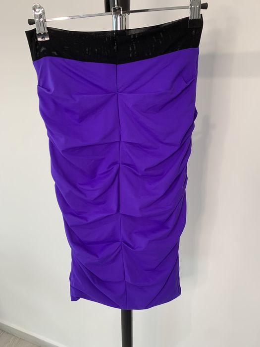 Пола Avin Авин налична в М размер