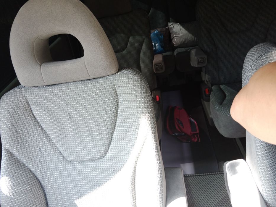 mitsubishi space wagon 2004 price