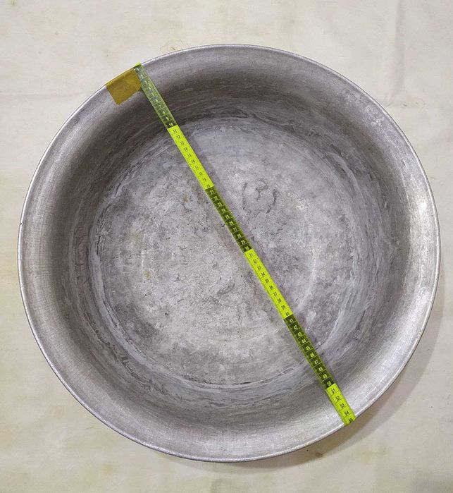 Алюминиевая чаша 2 штуки 90000 каждая ,идеальное состояние! советская