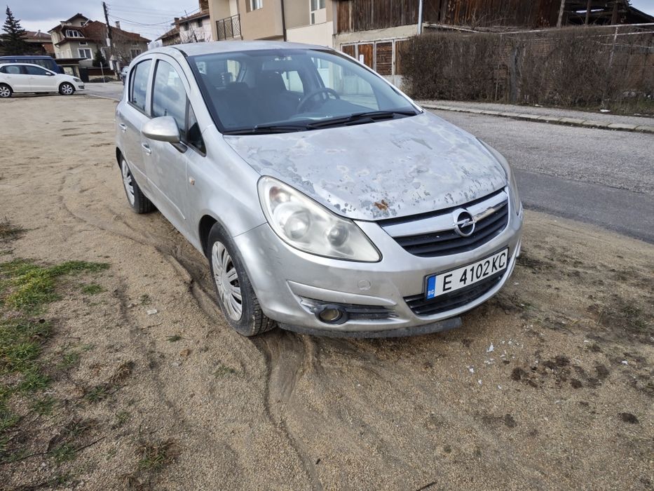 Opel Corsa D 2007 бензин
