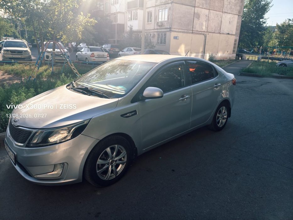 Автомобиль Kia Rio
